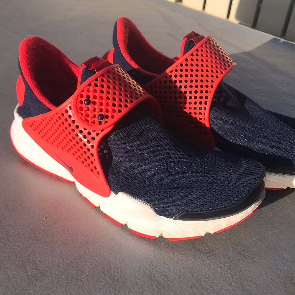 Nike Sock Dart (GS) Kids Running Shoes  Size 4Y